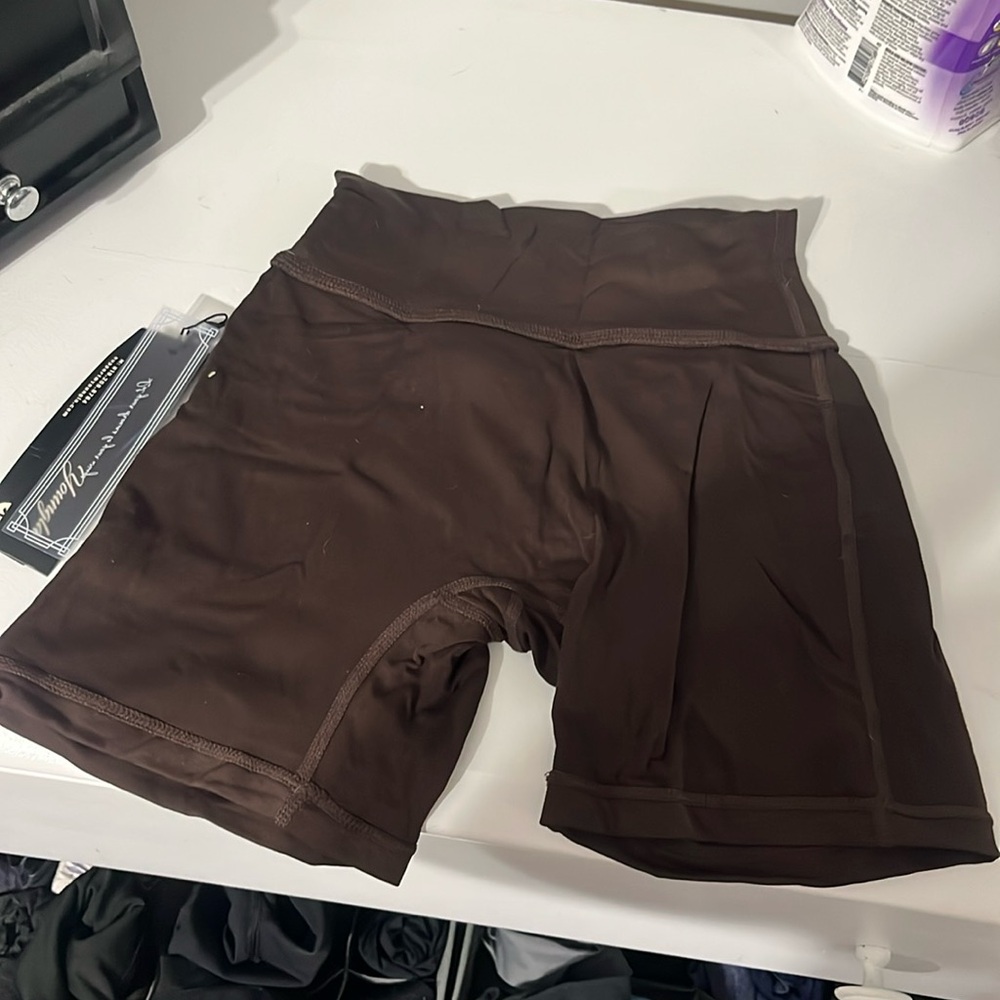 Young la shorts xs